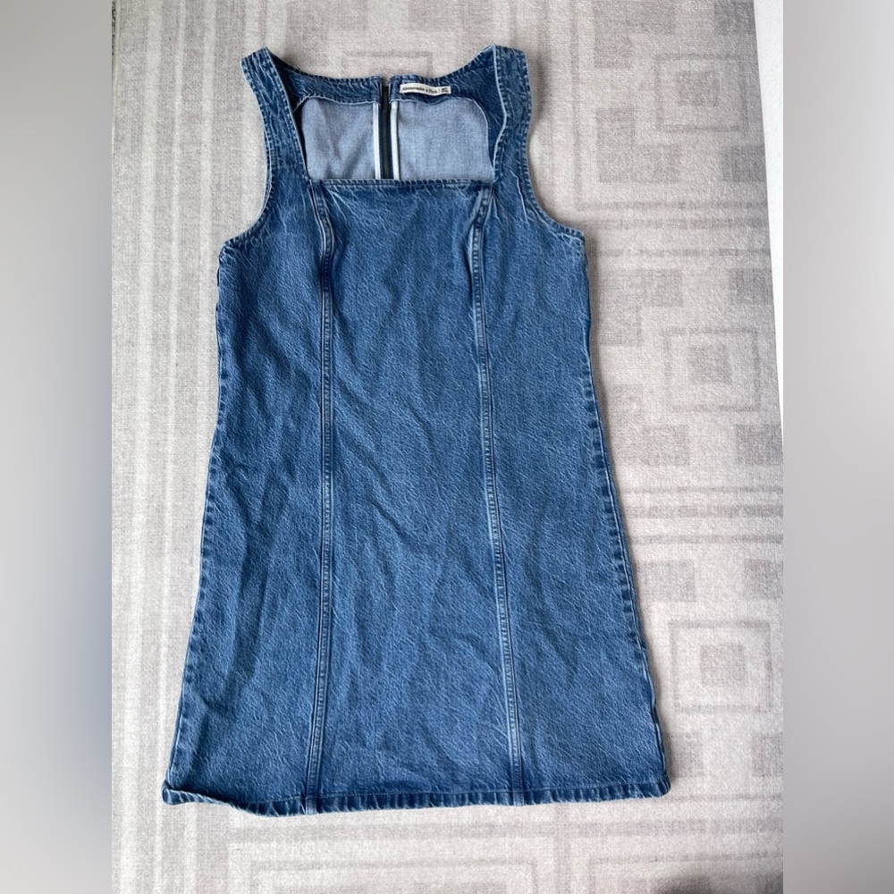 Abercrombie denim dress size medium TALL